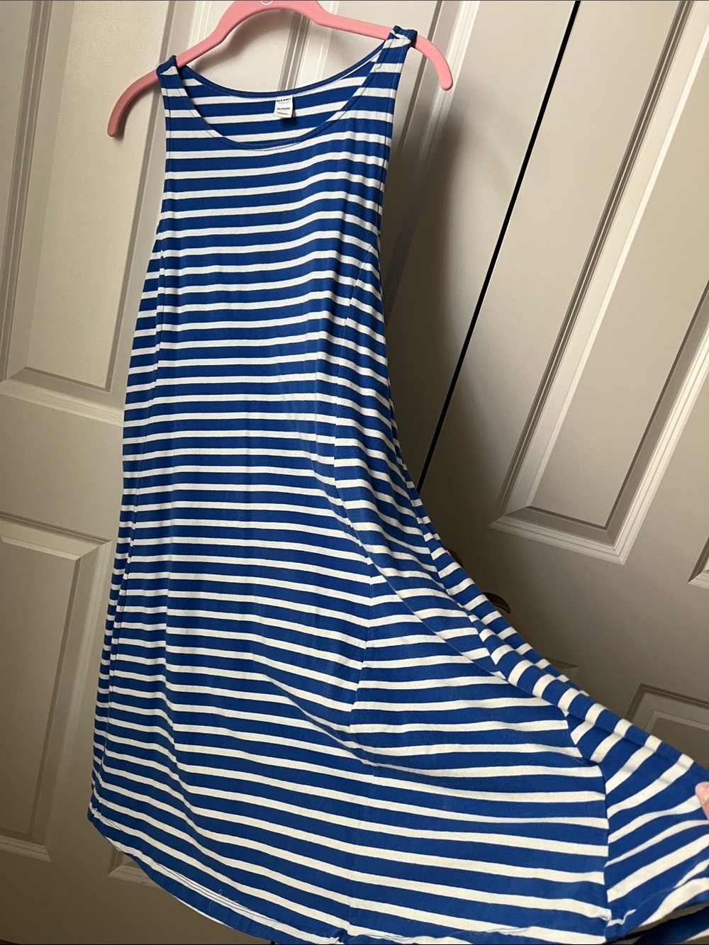 Old Navy Blue and White Striped Women's Dress A-Line With Flair Bottom. Size XL